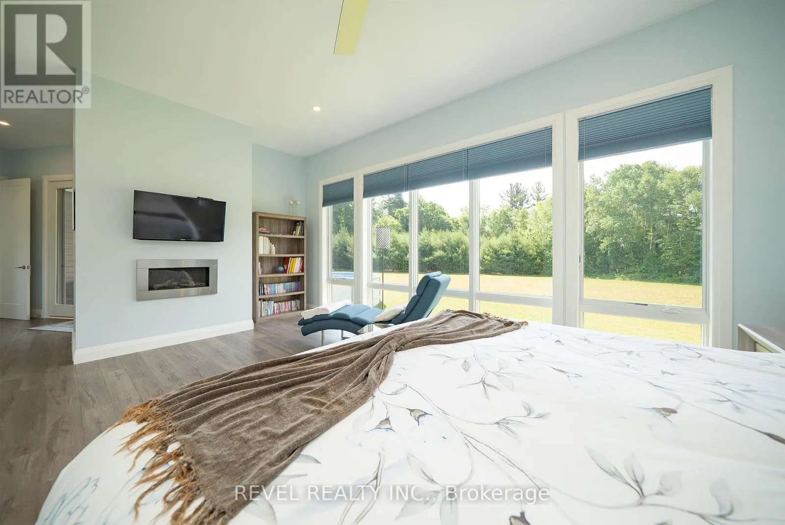 792 CHARLOTTEVILLE RD 8