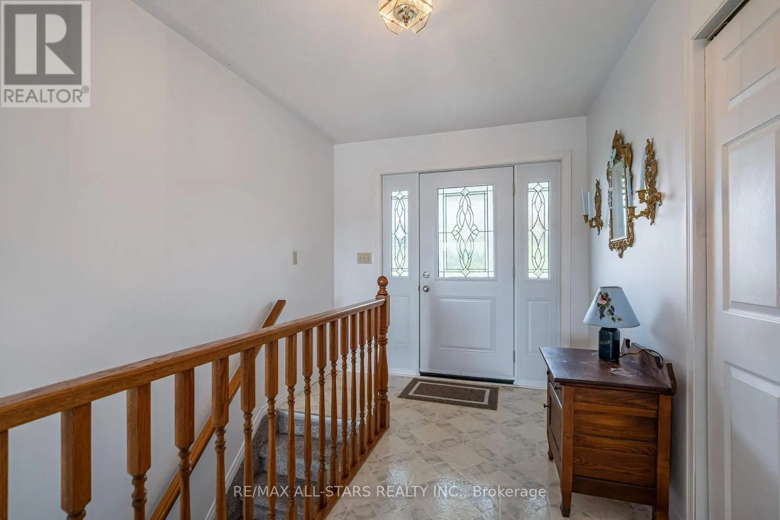 55 STURGEON STREET N