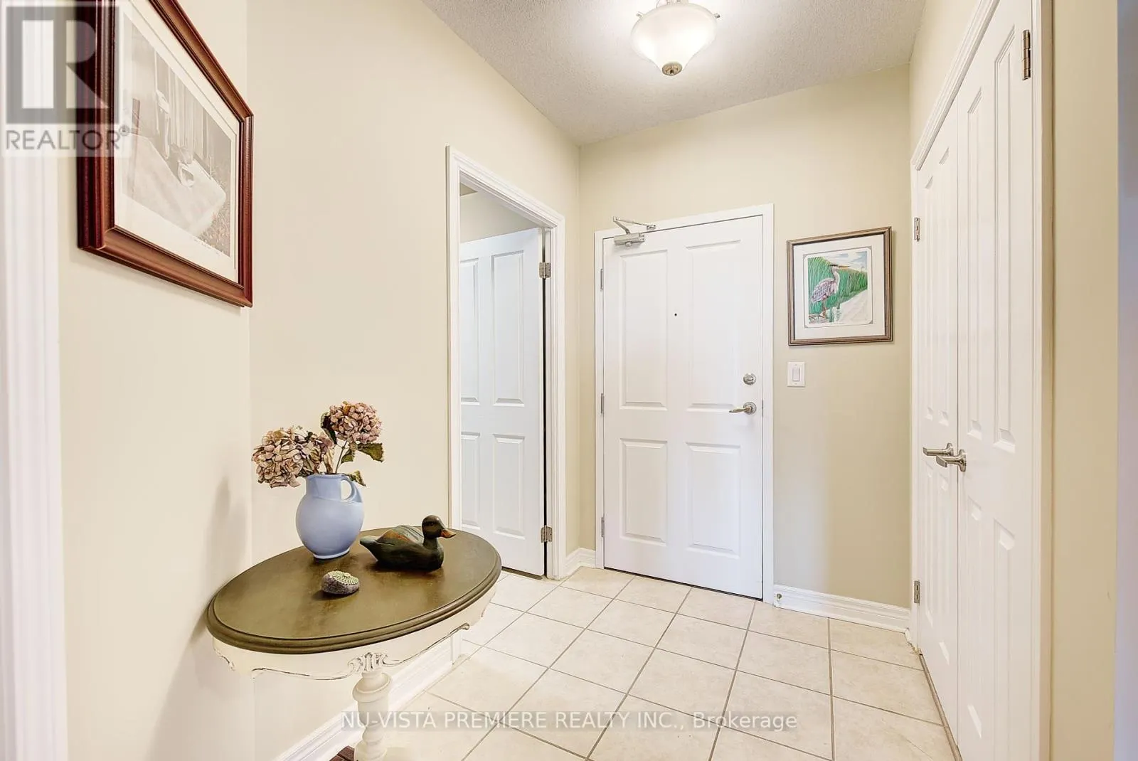 406 - 1030 CORONATION DRIVE, #406