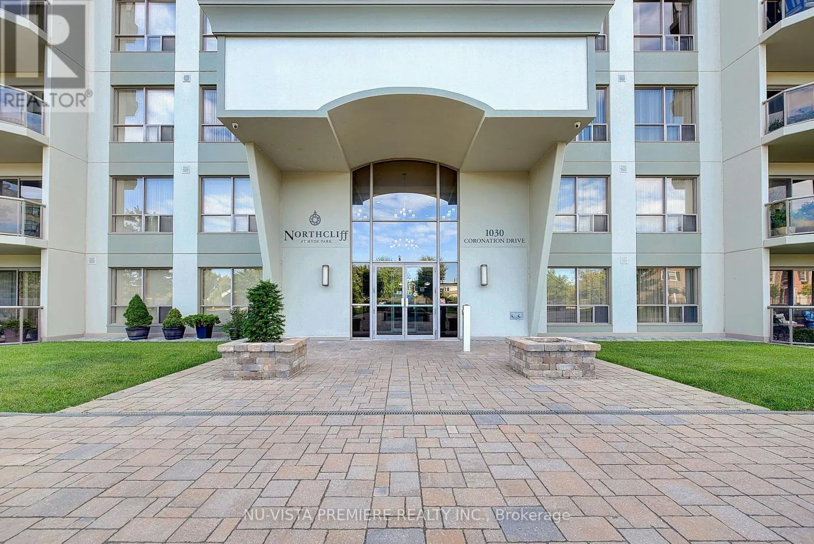 406 - 1030 CORONATION DRIVE, #406