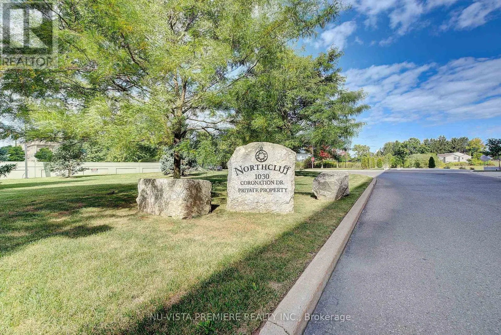 406 - 1030 CORONATION DRIVE, #406