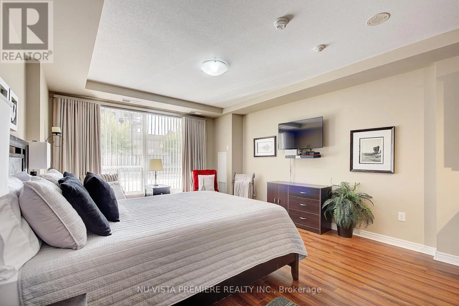 406 - 1030 CORONATION DRIVE, #406