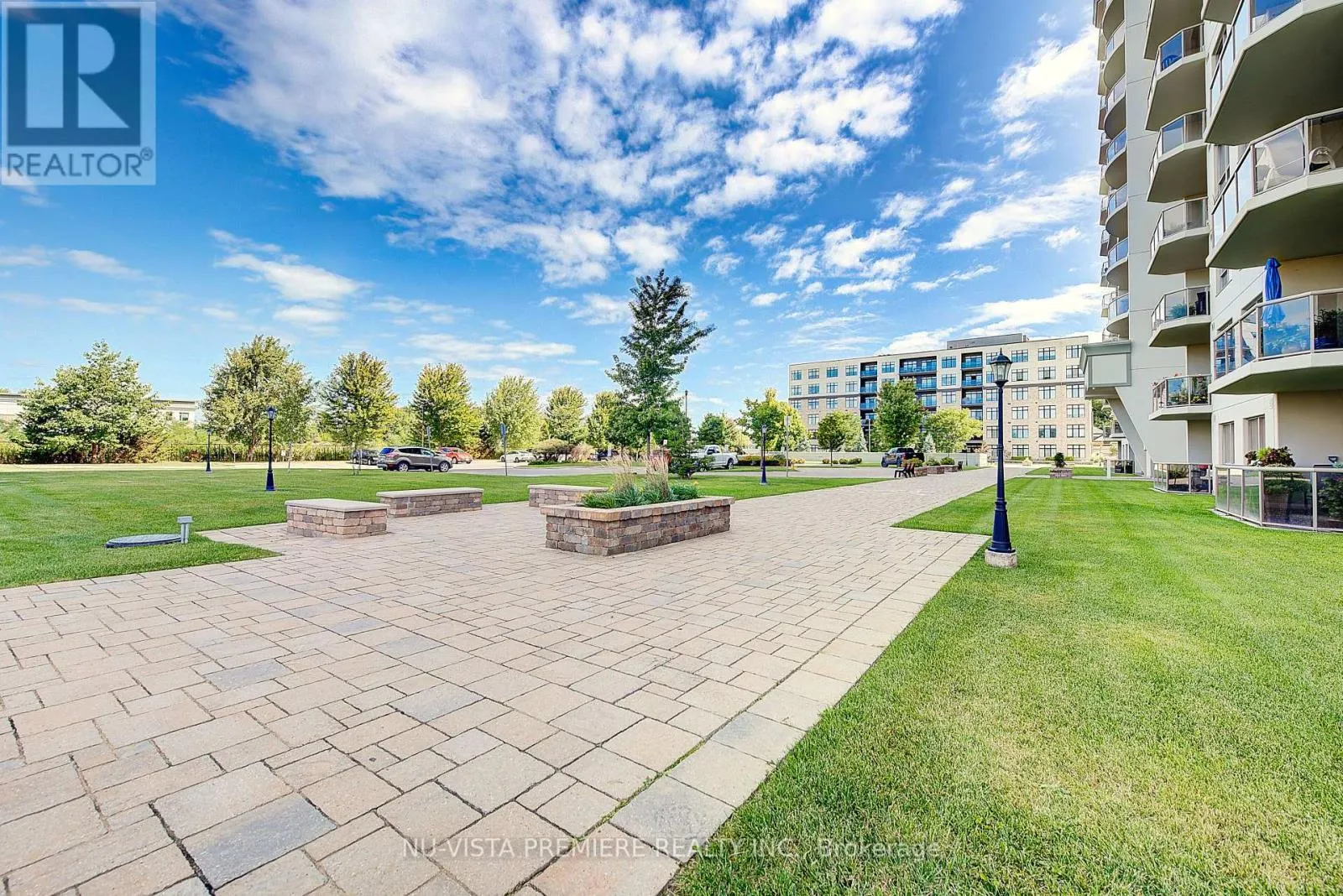 406 - 1030 CORONATION DRIVE, #406