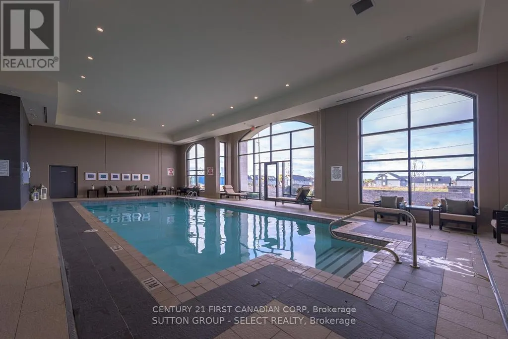 809 - 240 VILLAGEWALK BOULEVARD, #809