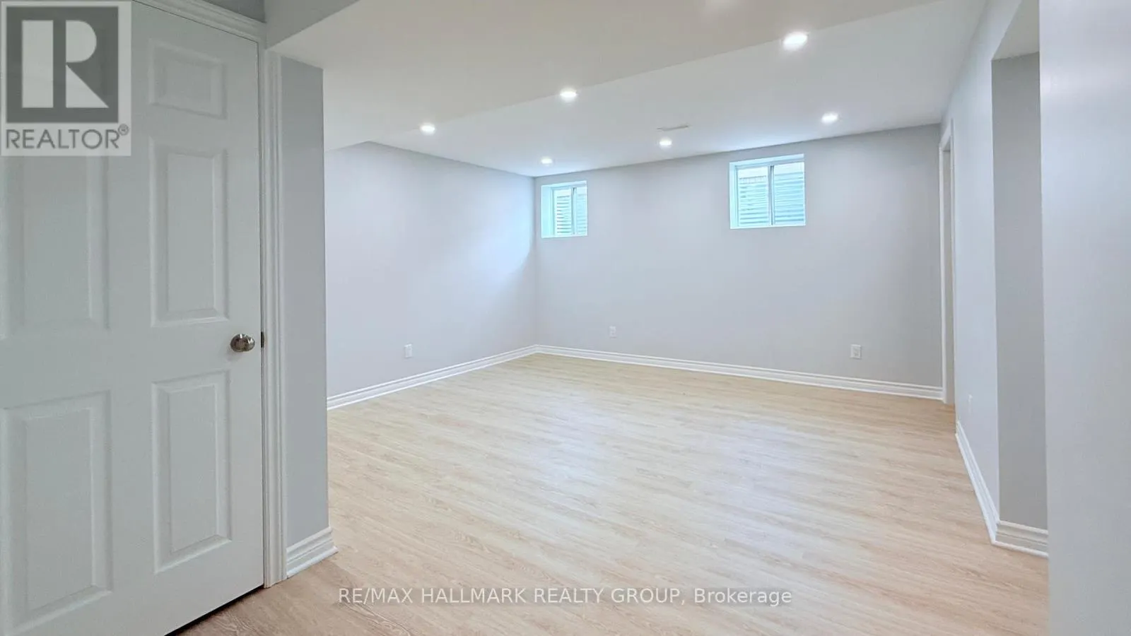 402 EDGEVALLEY COURT