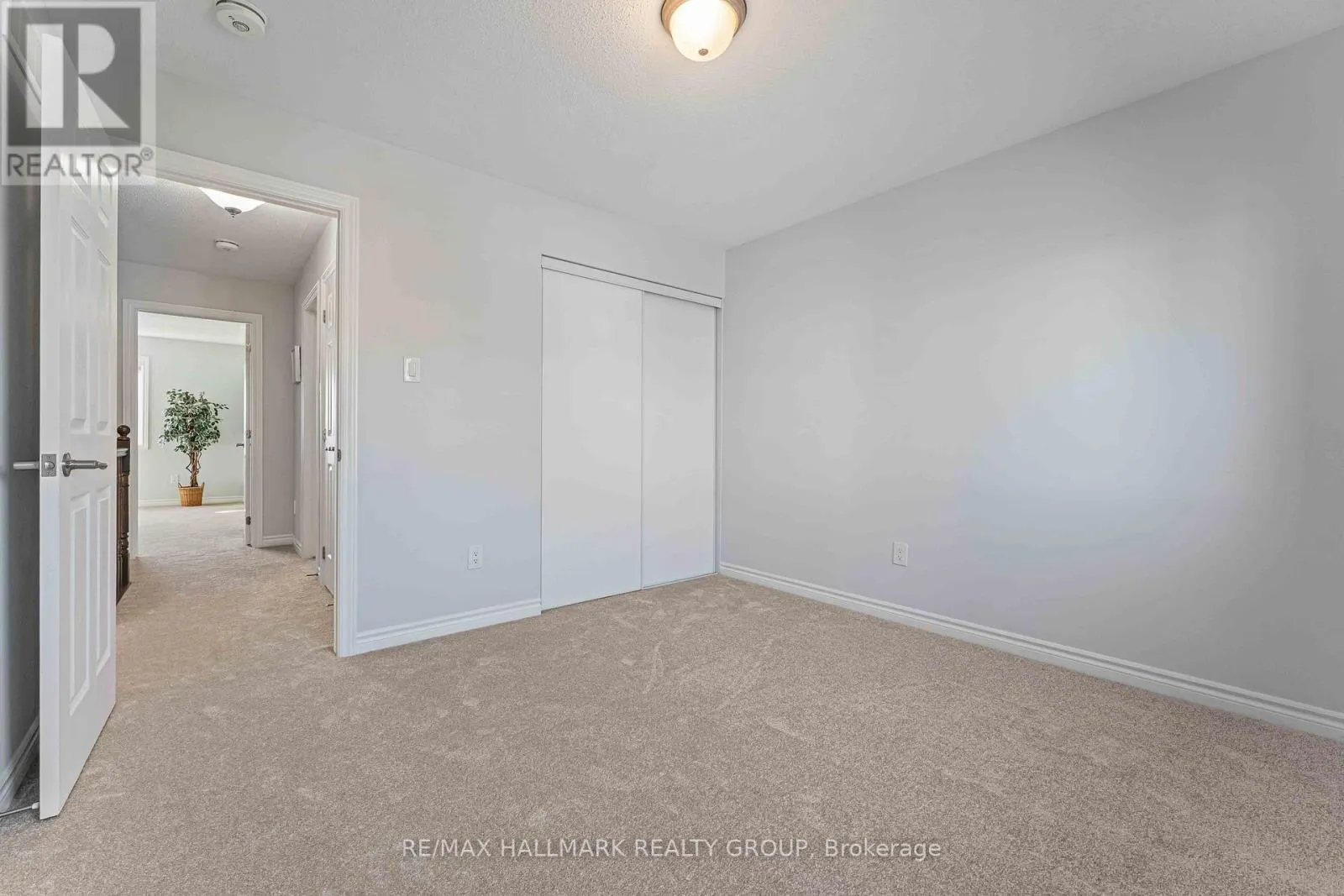 402 EDGEVALLEY COURT
