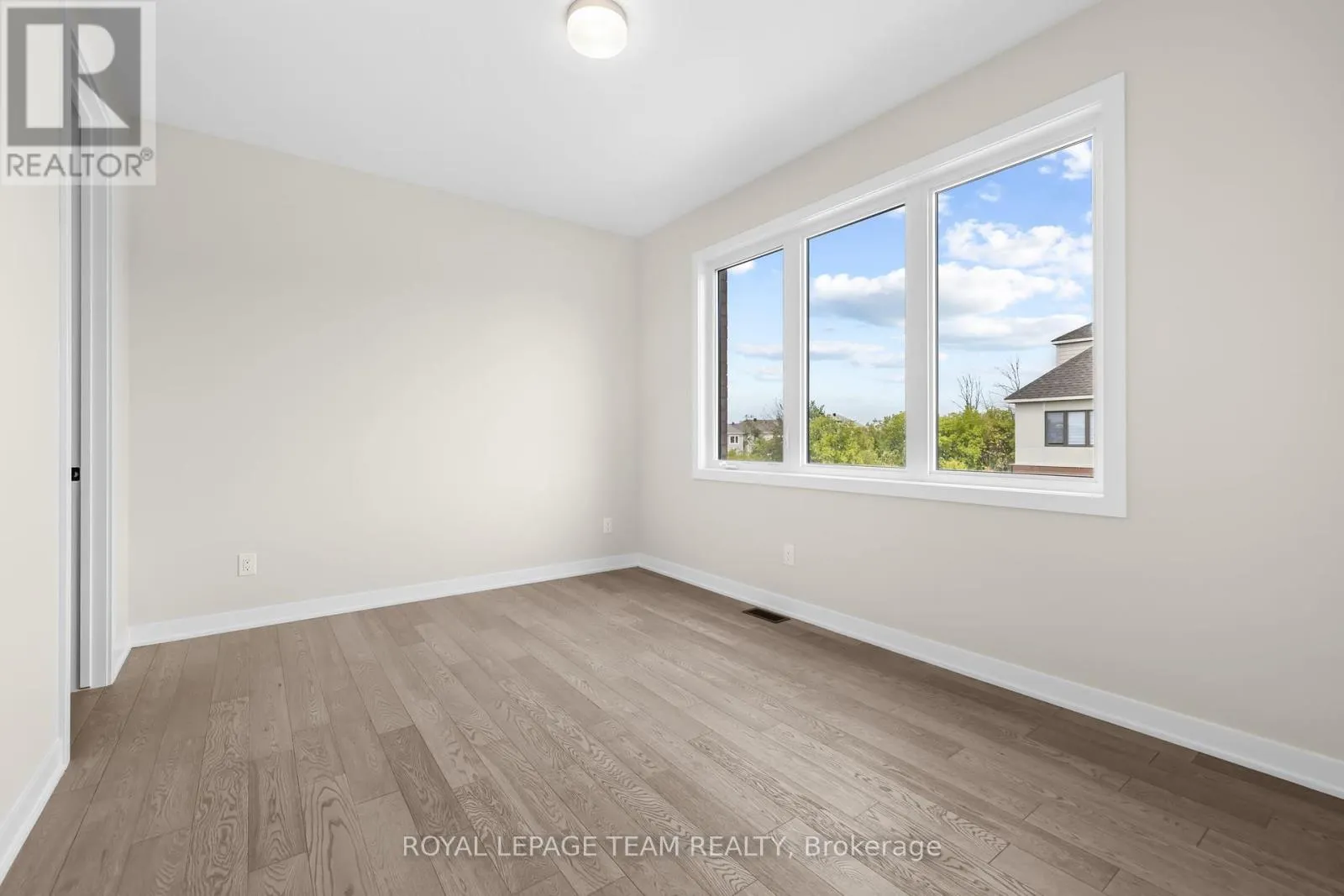 407 EUPHORIA CRESCENT