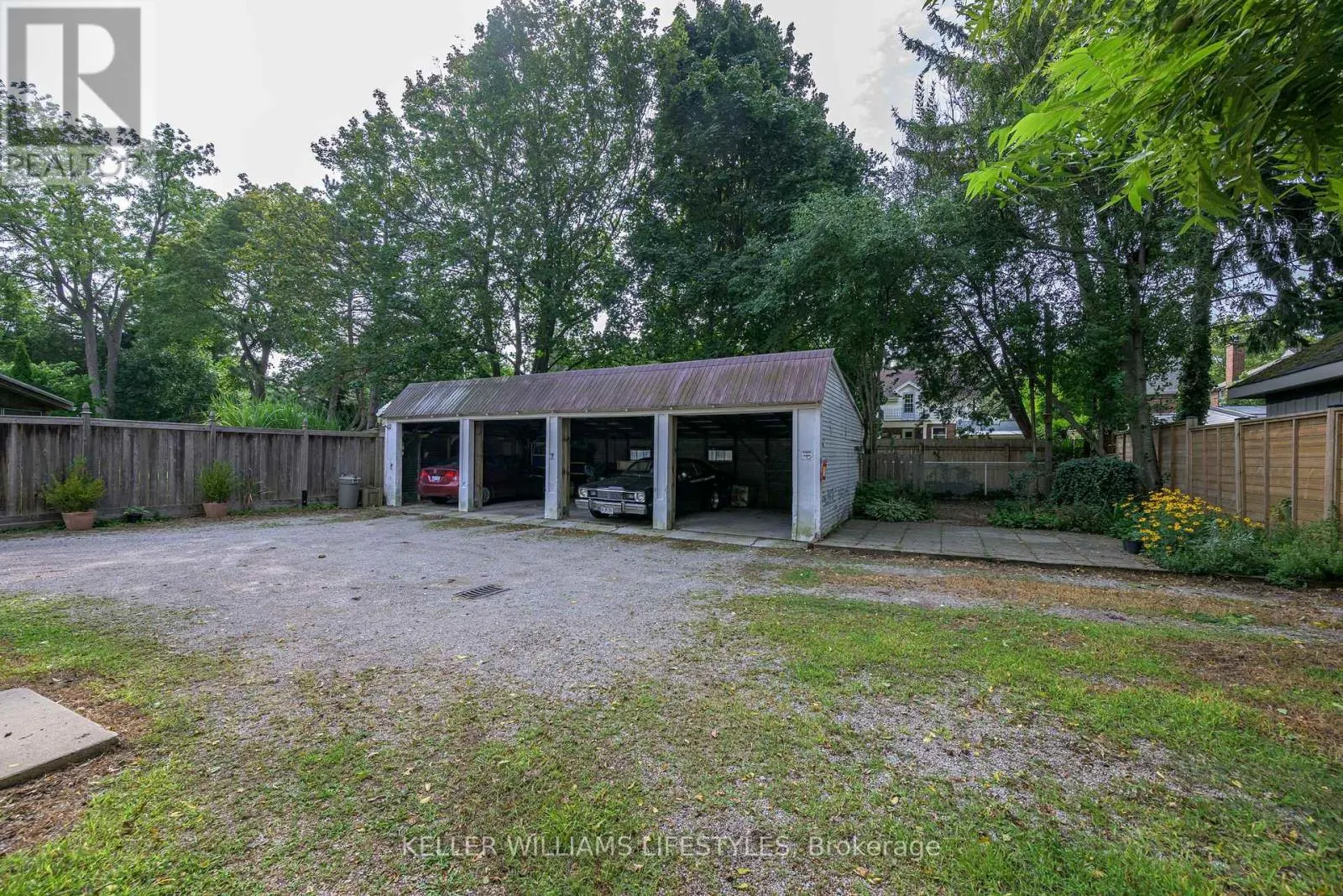 179 DEVONSHIRE AVENUE