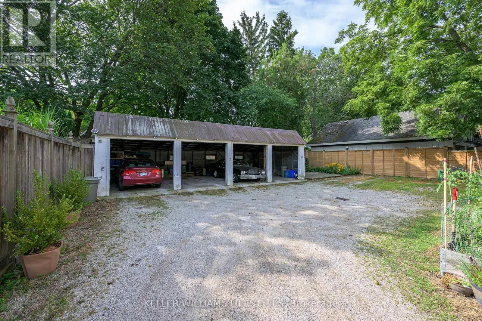 179 DEVONSHIRE AVENUE