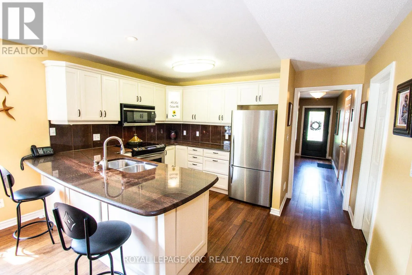 11 KINSMAN COURT