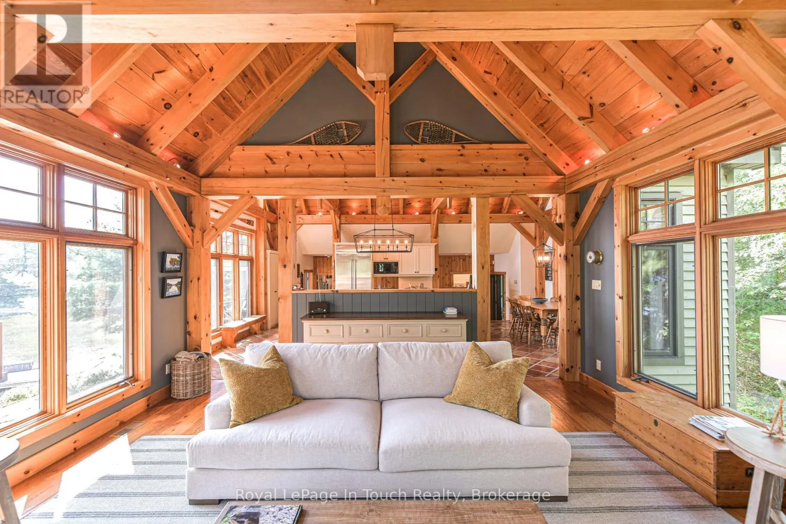 4 IS 2075 ARTHUR ISLAND, GEORGIAN BAY