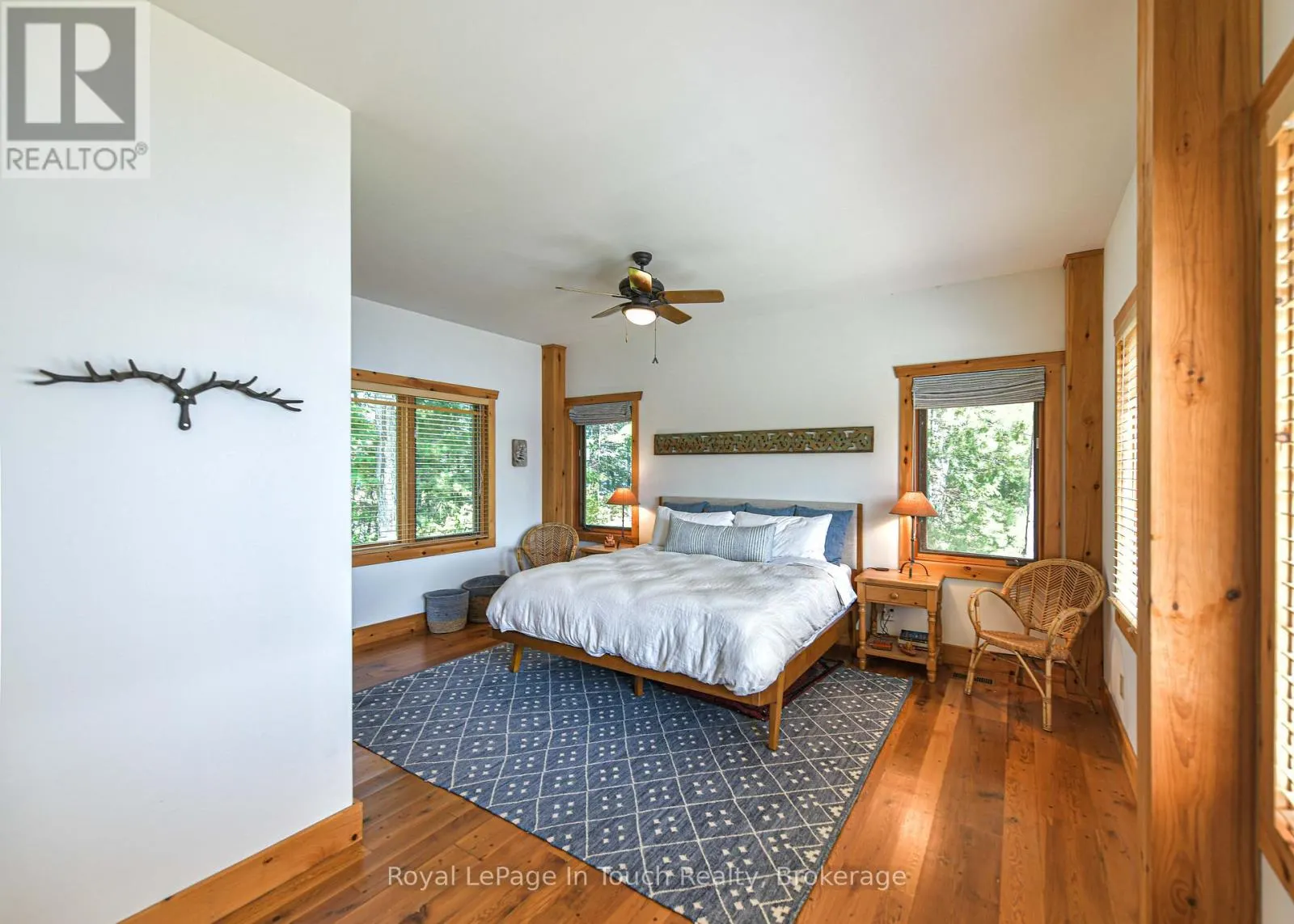 4 IS 2075 ARTHUR ISLAND, GEORGIAN BAY