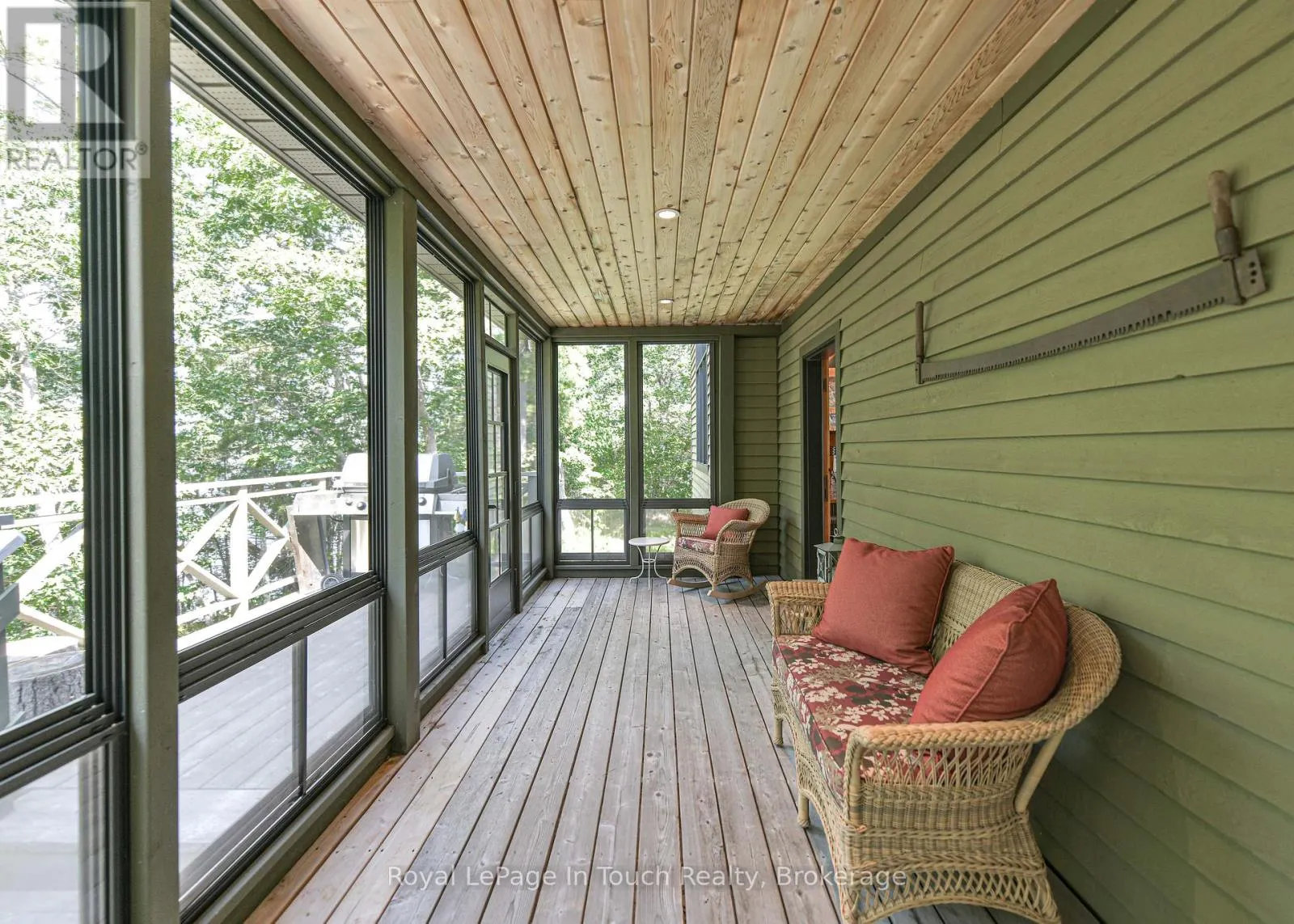 4 IS 2075 ARTHUR ISLAND, GEORGIAN BAY
