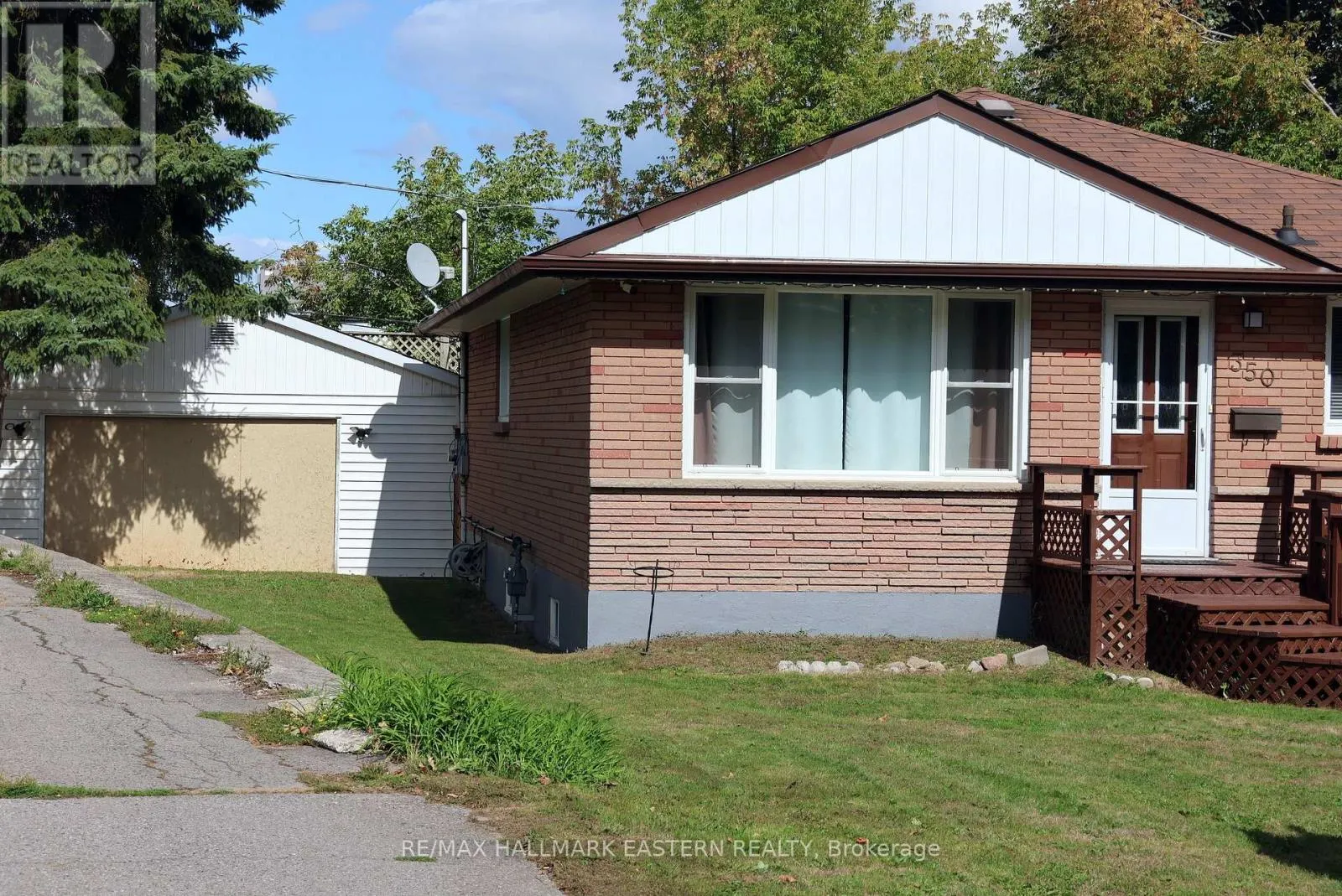350 DOMINION CRESCENT