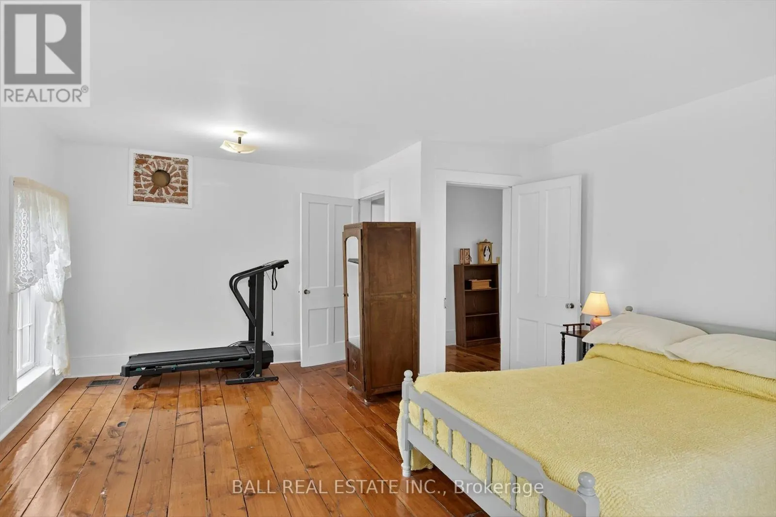 130 FRONT STREET W