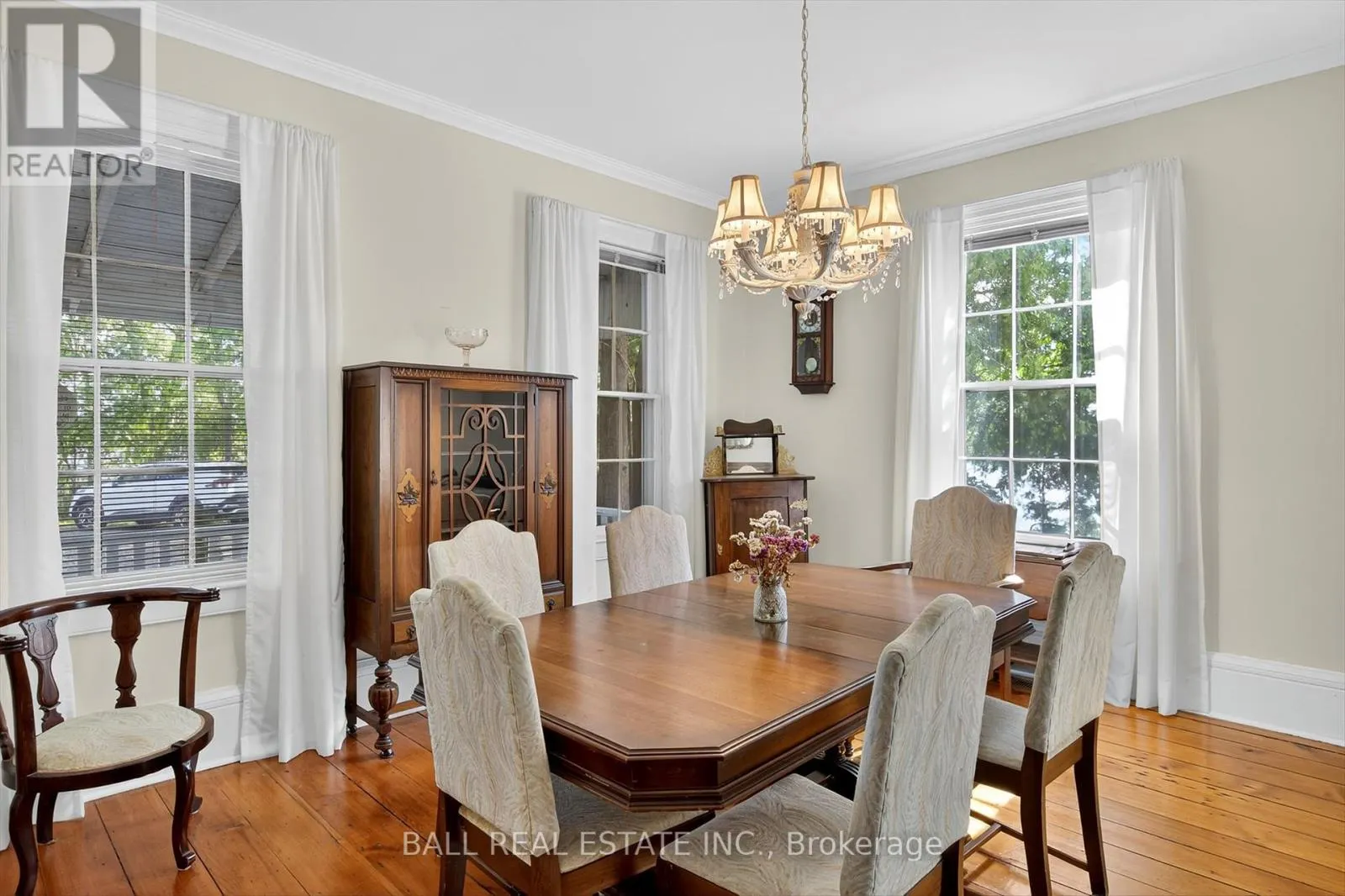 130 FRONT STREET W