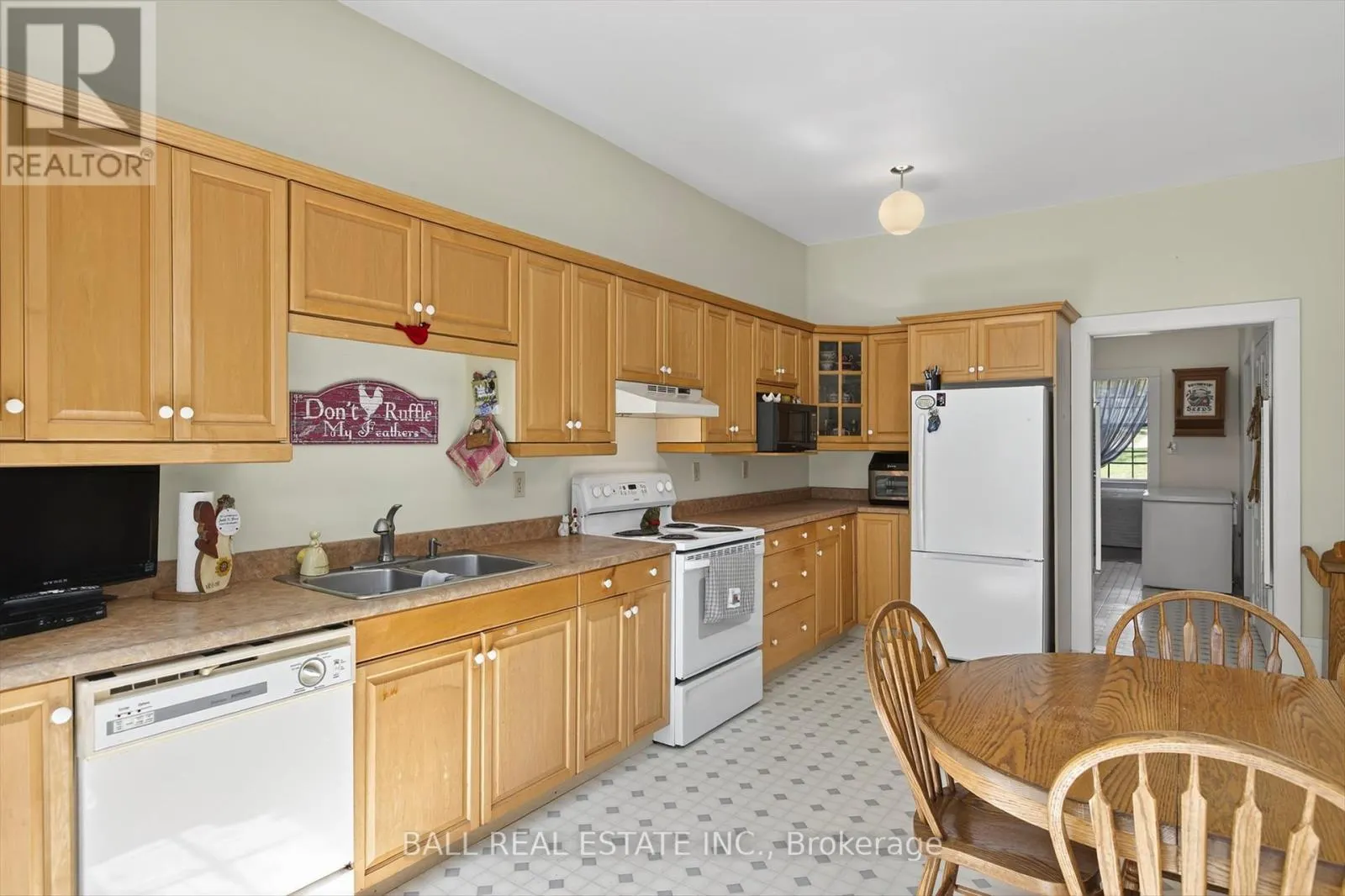 130 FRONT STREET W