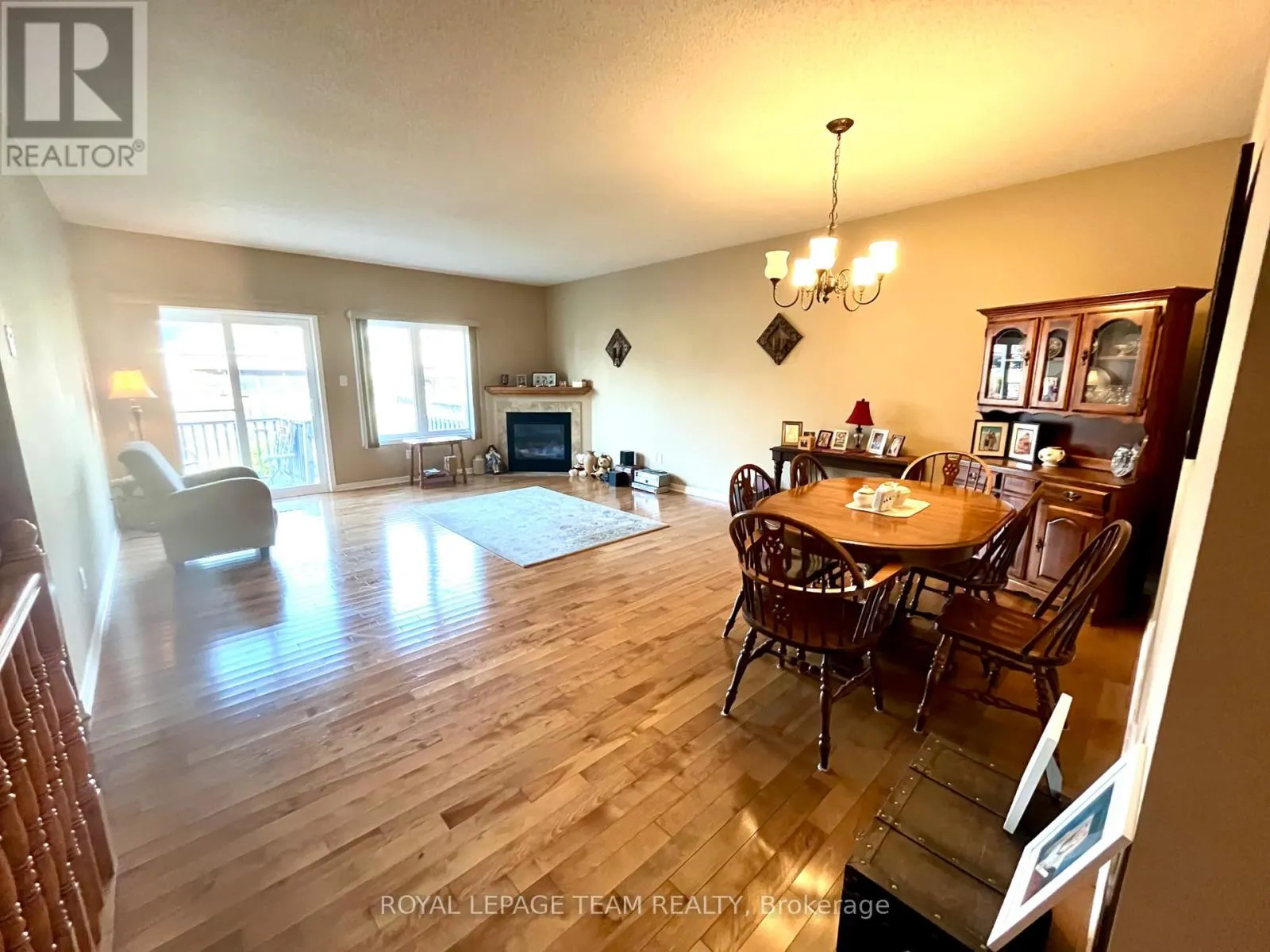 20 MOE ROBILLARD STREET