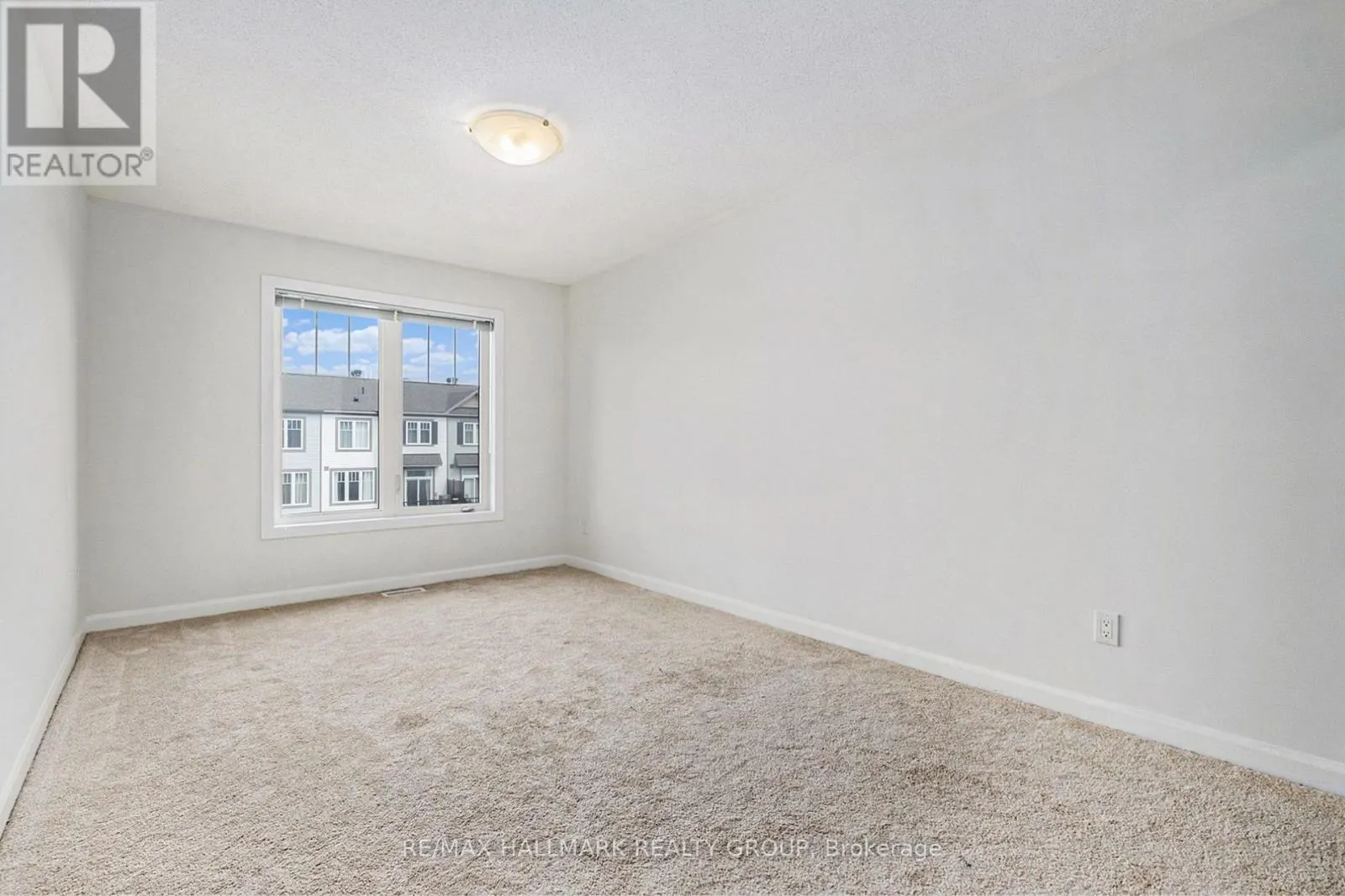 907 LIXNAW COURT