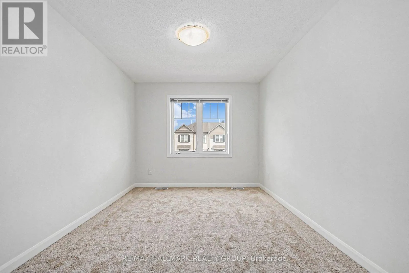 907 LIXNAW COURT