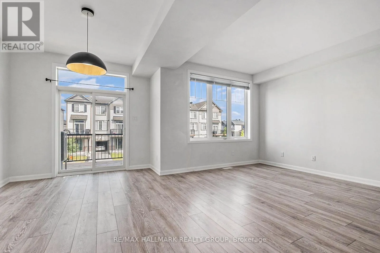 907 LIXNAW COURT