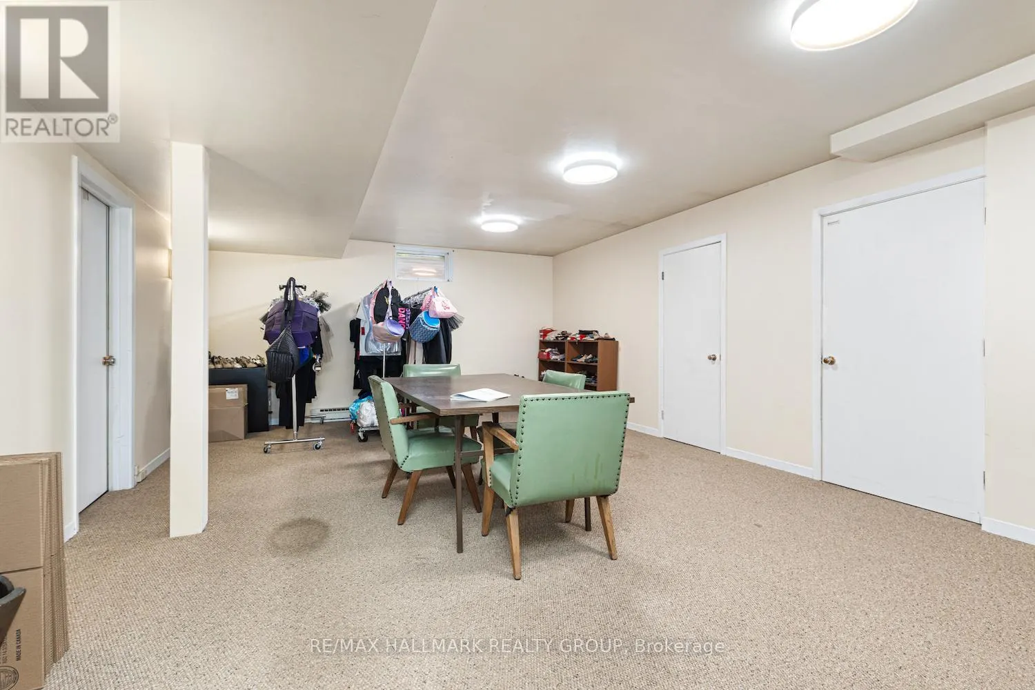 2435 GEORGINA DRIVE