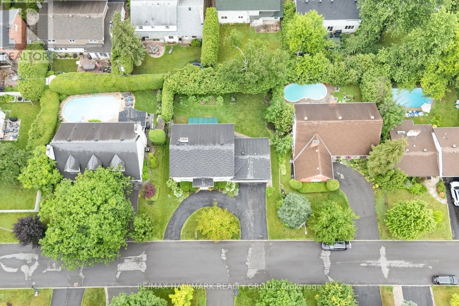 2435 GEORGINA DRIVE