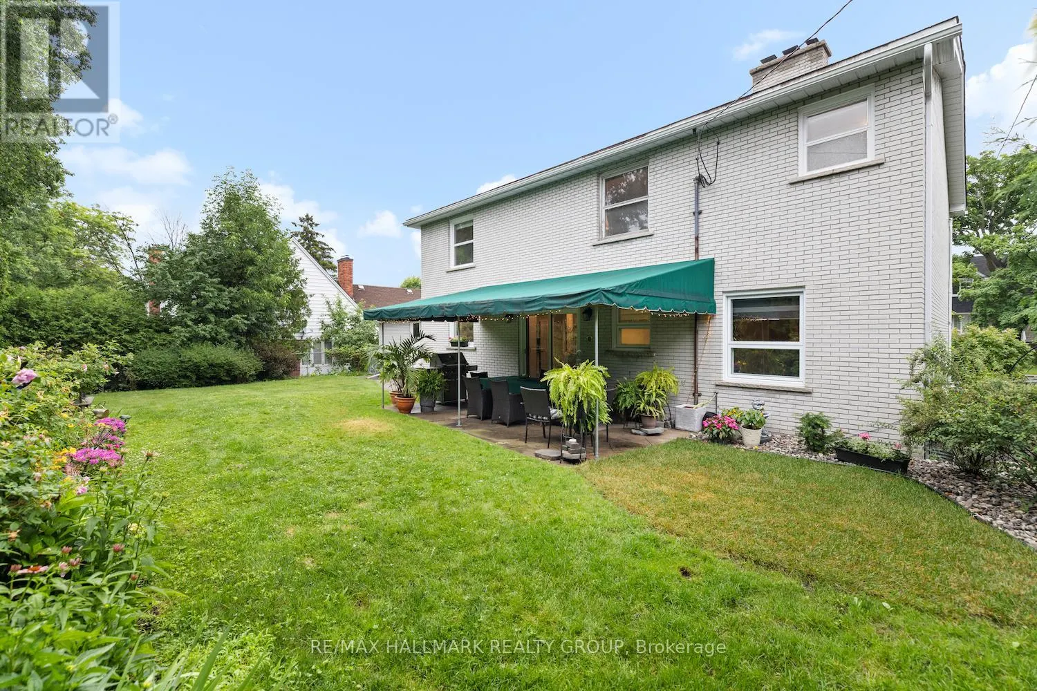 2435 GEORGINA DRIVE