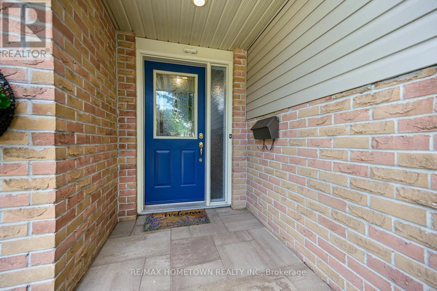 80 CAMBRIDGE CRESCENT