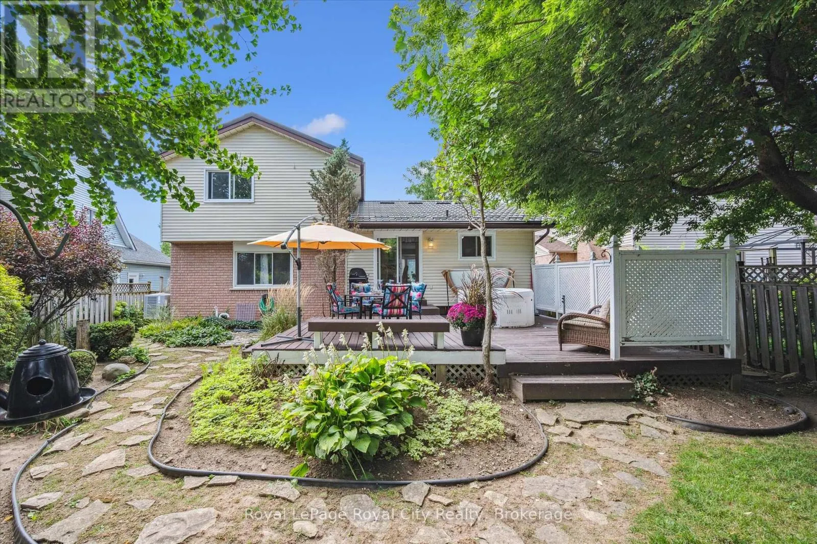 39 GREENWICH DRIVE