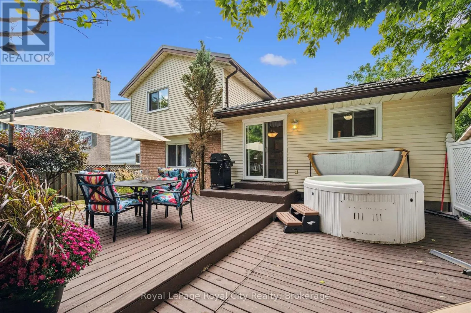 39 GREENWICH DRIVE