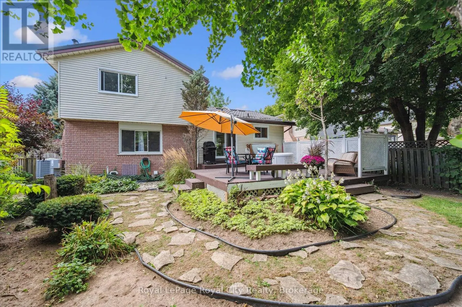 39 GREENWICH DRIVE