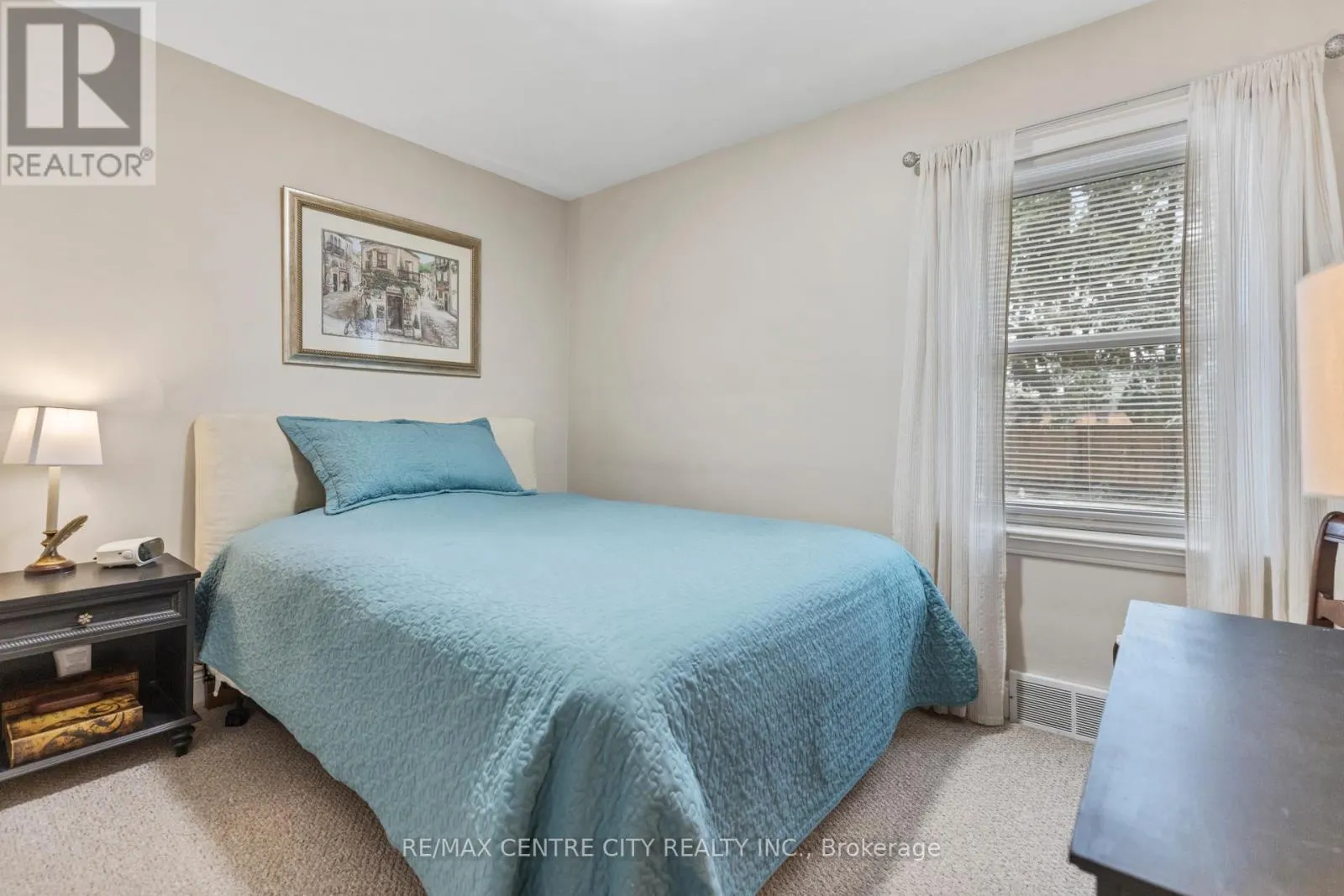 32 DIEPPE DRIVE