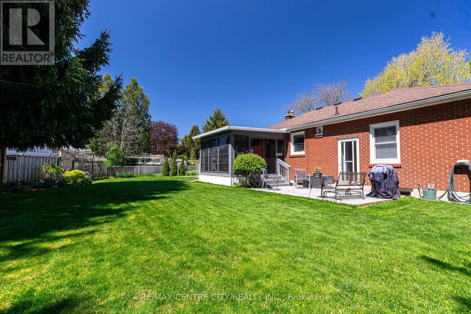 32 DIEPPE DRIVE