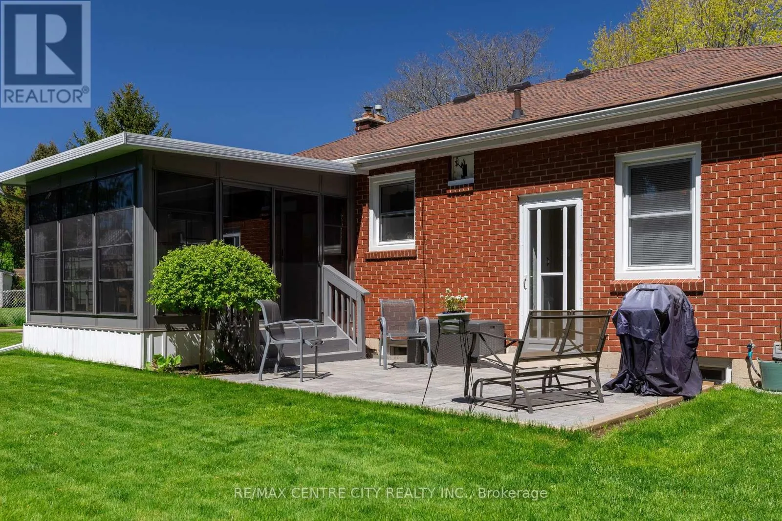 32 DIEPPE DRIVE