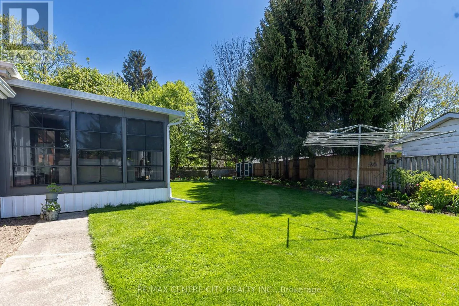 32 DIEPPE DRIVE