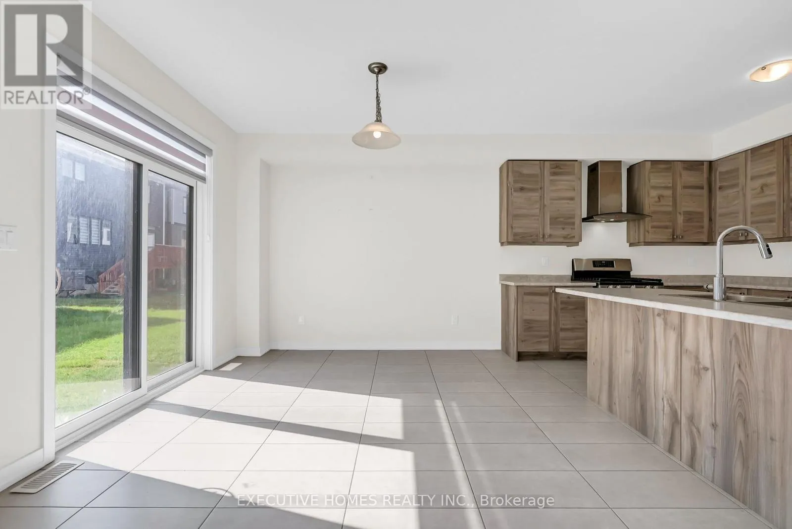 170 LILAC CIRCLE
