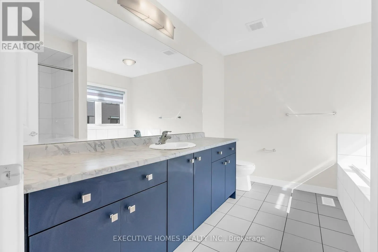170 LILAC CIRCLE