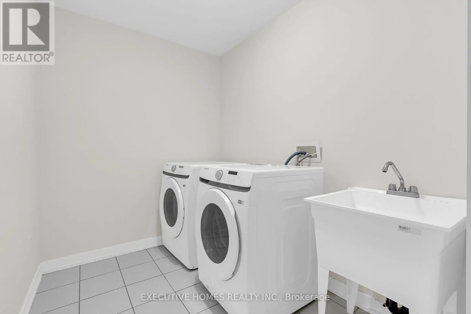 170 LILAC CIRCLE