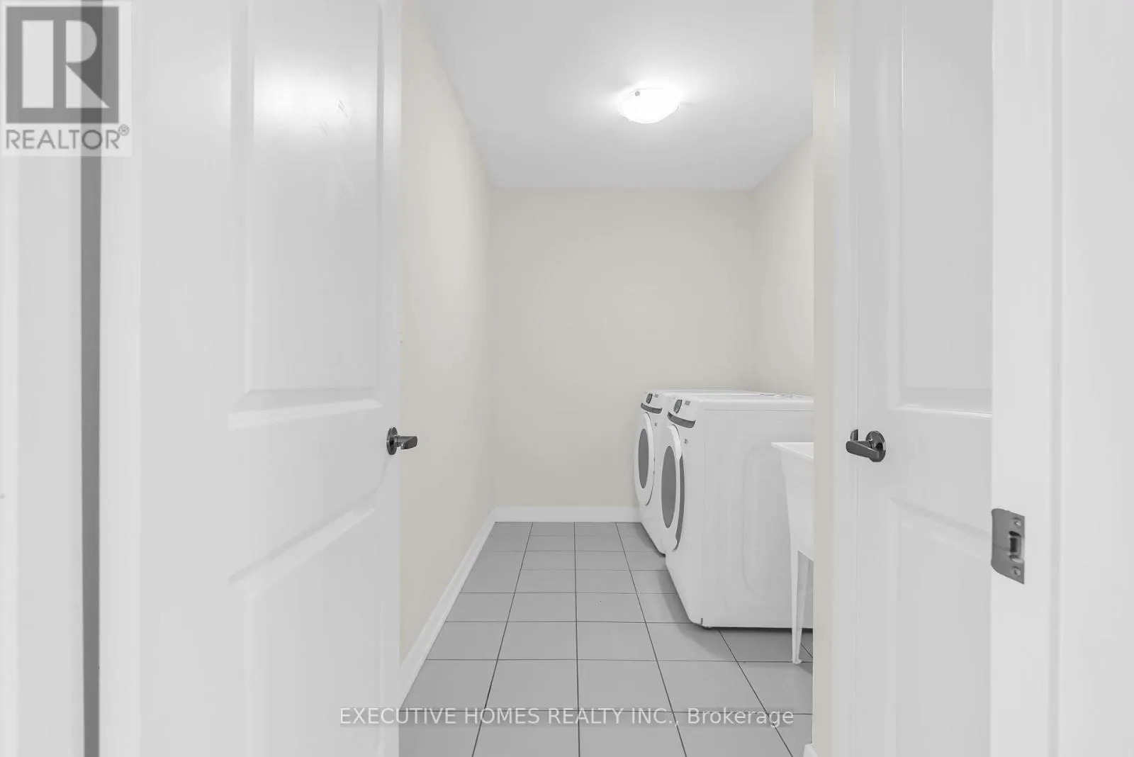 170 LILAC CIRCLE