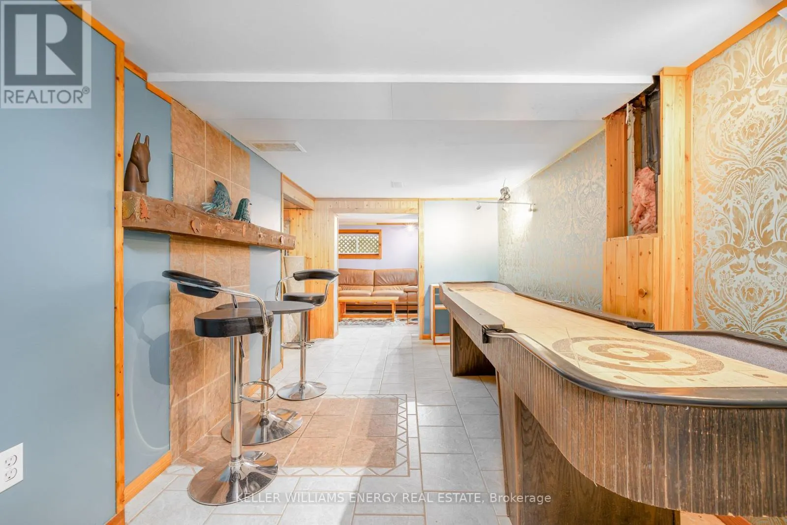 260 EDWINA DRIVE