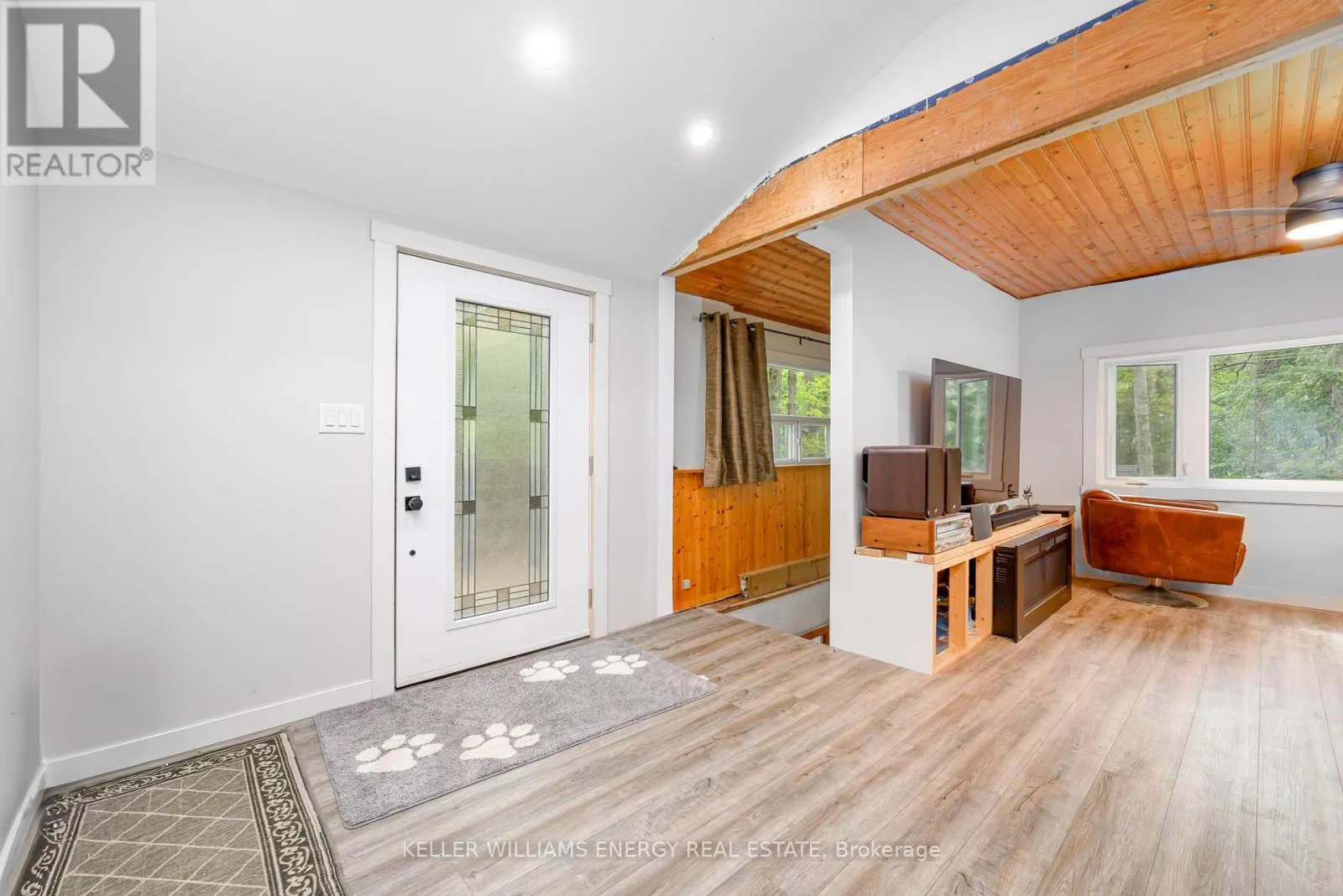 260 EDWINA DRIVE