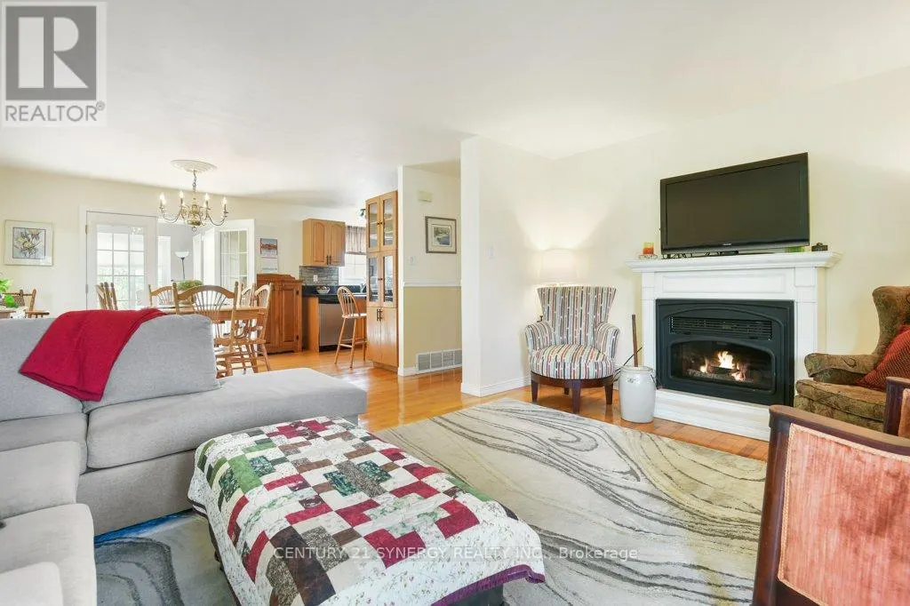 2502 DIAMONDVIEW ROAD