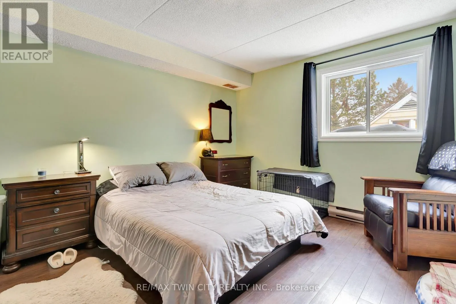 203 - 401 ERB STREET