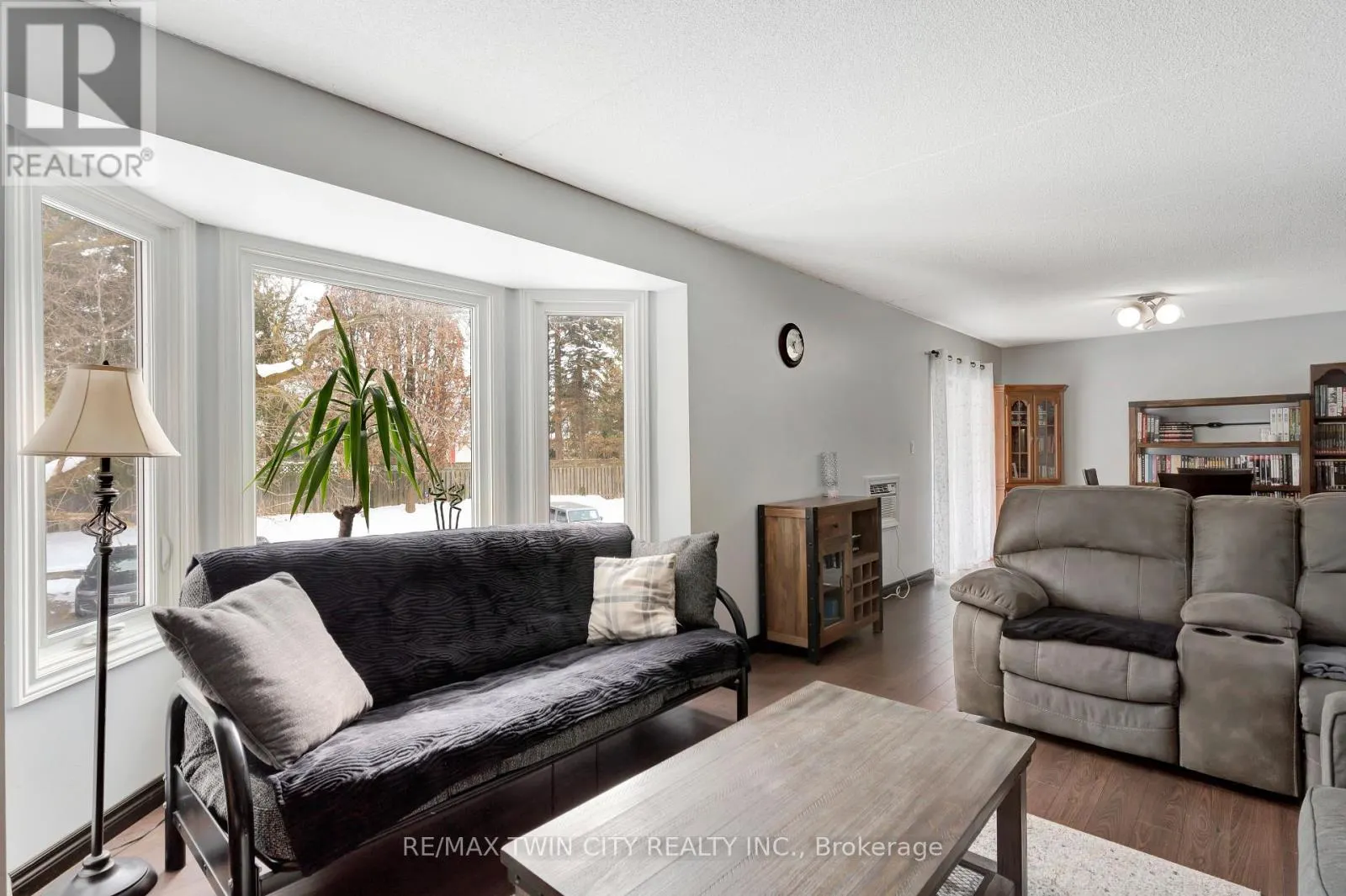 203 - 401 ERB STREET