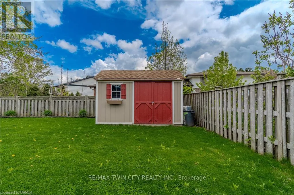43 LINDEN AVENUE