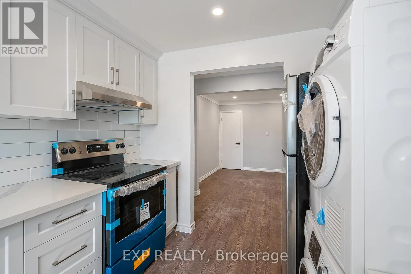 2 - 44 METCALFE STREET, #2