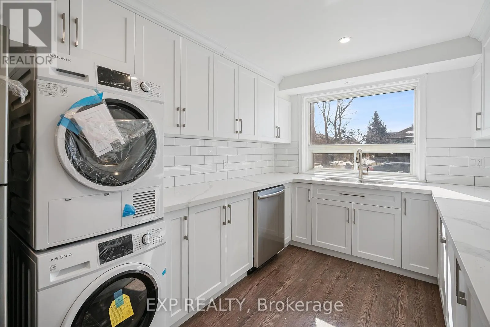 2 - 44 METCALFE STREET, #2