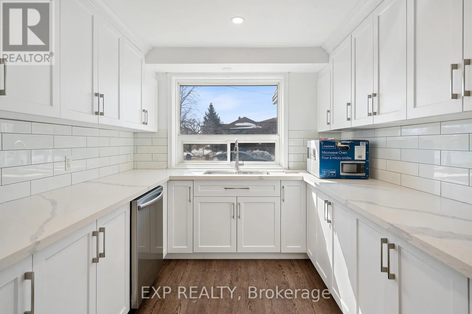 2 - 44 METCALFE STREET, #2