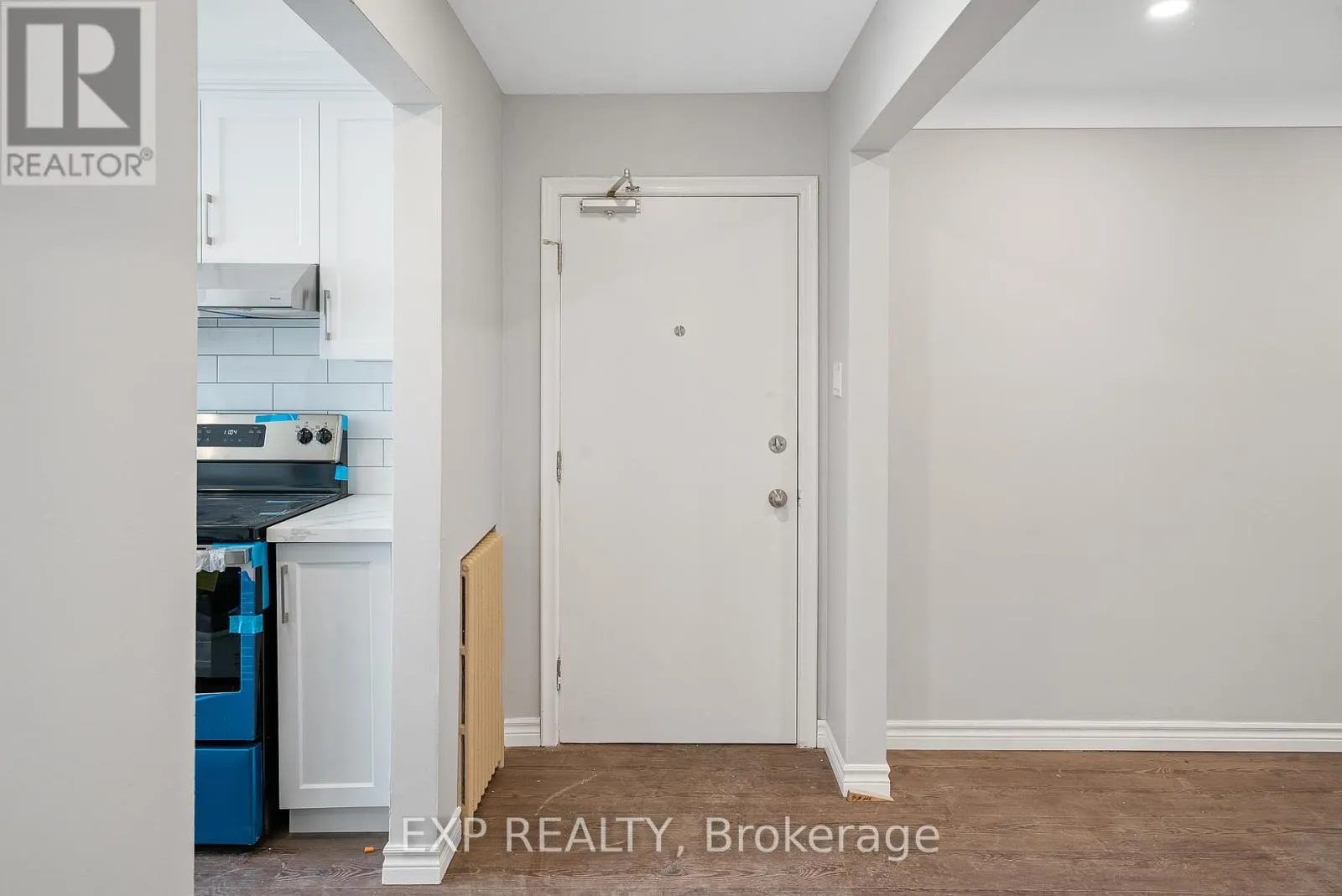 2 - 44 METCALFE STREET, #2